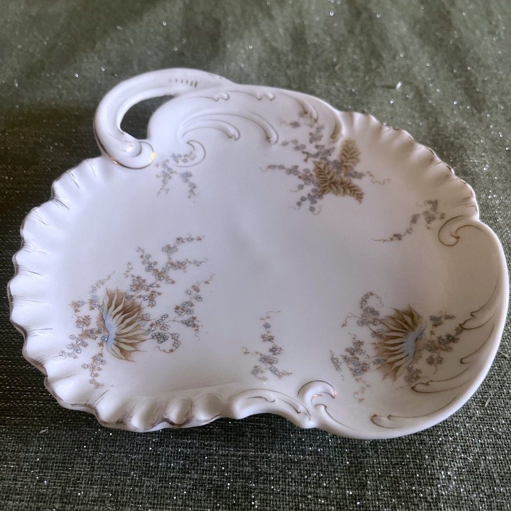 Antique Rosenthal R.C. Louis XIV Plate Delicate Flowers Gold Trim 6.5 Inches